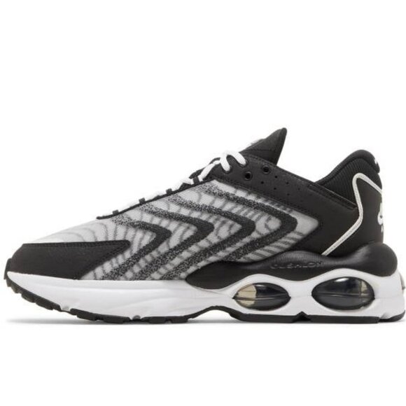 Nike Air Max TW. Brand New. Mens Size: 11. main image 6